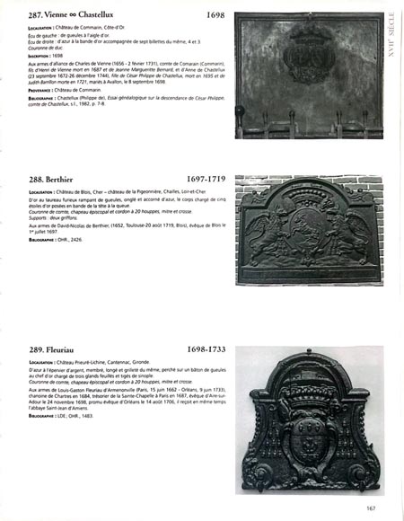 Important fireplace plaque with the coat of arms of David-Nicolas de Berthier, with a bull framed by two griffins-9