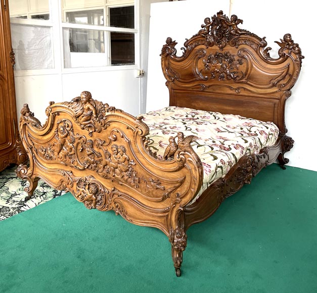 Louis XV style walnut bedroom-2
