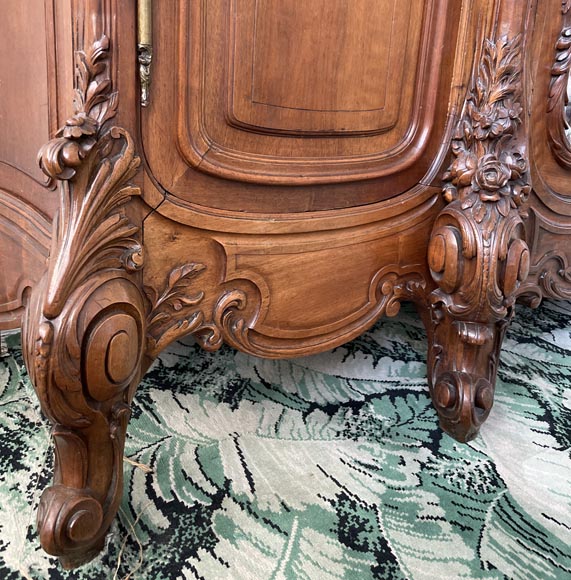 Louis XV style walnut bedroom-25