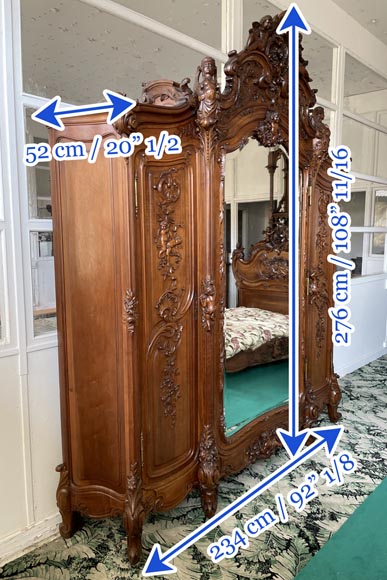 Louis XV style walnut bedroom-28
