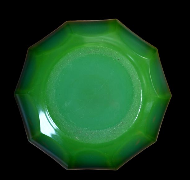 Friedrich EGERMANN, Lithyalin glass vase (between 1832 and 1864)-4