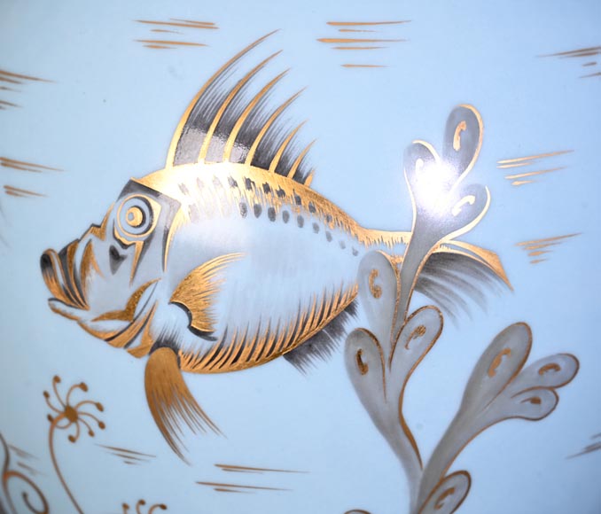 AU VASE ÉTRUSQUE – Porcelain Vase with Aquatic Decoration-5