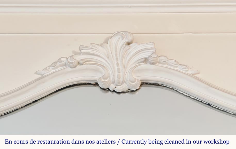 Louis XV style trumeau decorated with an asymmetrical palmette-1