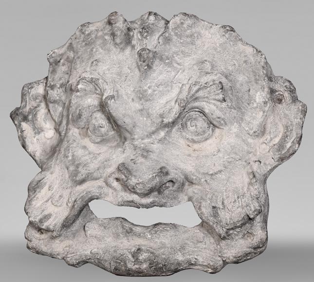 Regence-style lead grotesque fountain mask-1