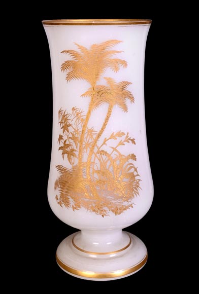 BACCARAT – Pair of White Opaline Vases with Gilded Japonist Decoration-5