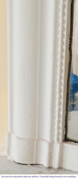 Louis XVI style trumeau decorated with pearls, with rounded corners-4