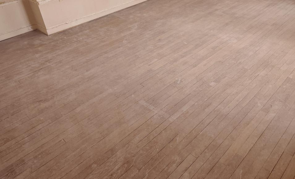 Lot of 14m² of linear parquet in 6.8-1