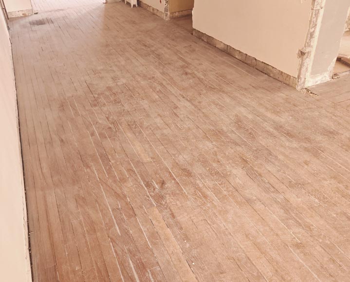 Batch of 11m² of linear oak parquet in 7.5cm-0