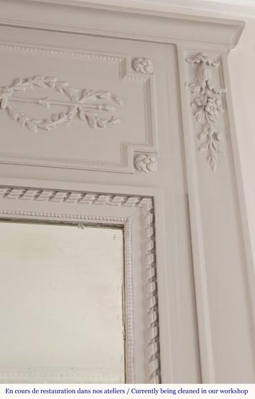 Louis XVI style trumeau topped with a flower crown-1