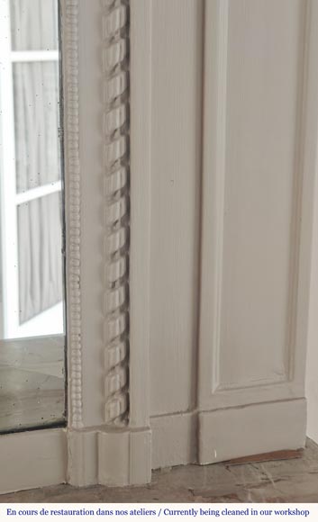 Louis XVI style trumeau topped with a flower crown-3