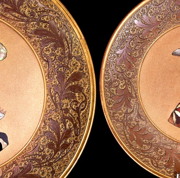 Kayser Sohn, Renaissance Figures – Pair of Decorative Corviniello Chargers, dated 1884-6