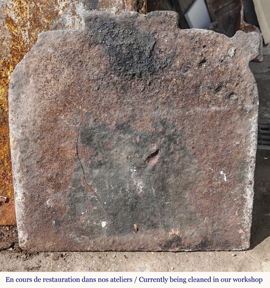 Cast iron fireback with the coat of arms of the Dauphin of France-5