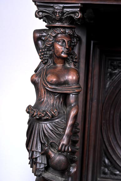 CHIMERIC DRESSOIR-19