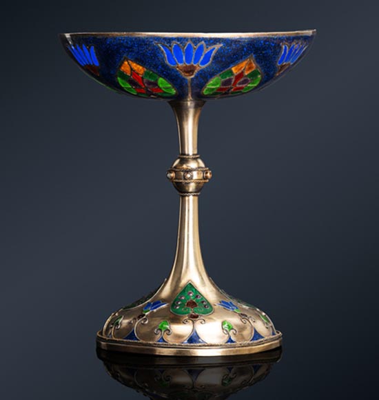 POINT Armand, Chalice-0