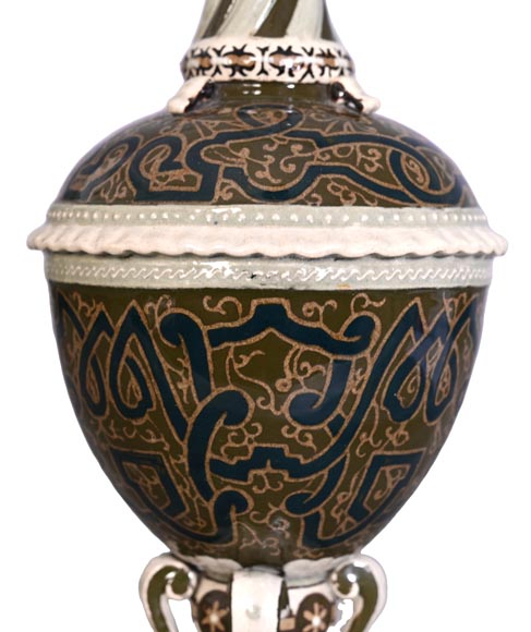 JOUNEAU Prosper – Large Hispano-Moorish Pierced Vase, Parthenay, 1889-3
