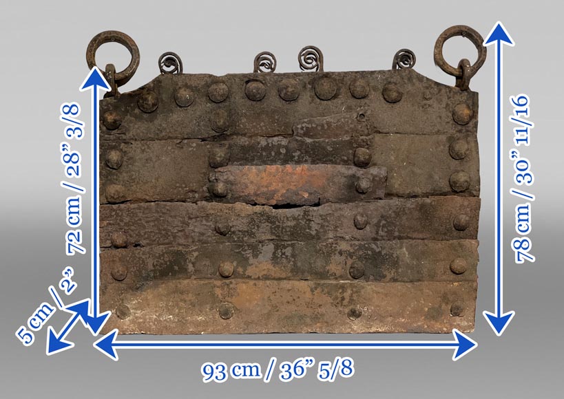 Antique riveted wrought-iron fireback Antique riveted wrought-iron fireback-7