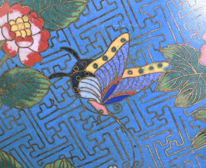 Ferdinand BARBEDIENNE – Japonist cachepot in gilt bronze and cloisonné enamel-13