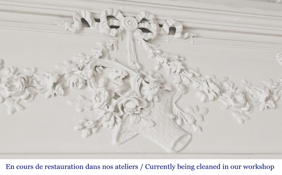 Louis XVI style trumeau decorated with a floral basket-2