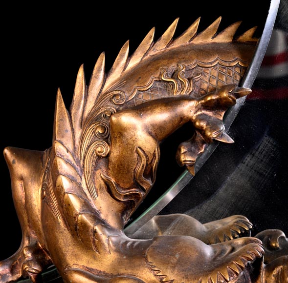 Gabriel VIARDOT (1830–1904), (attributed to) – Rare japoniste crescent-moon mirror with bronze dragon-3