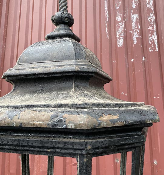 Important pair of hexagonal architectural lanterns in patinated metal-4