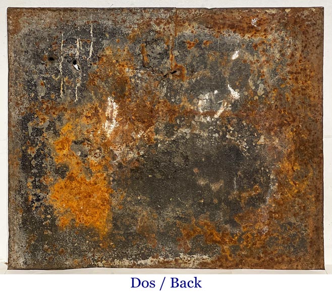 Fireplace plaque with coat of arms surmounted by Apollo holding a fleur-de-lis Fireplace plaque with coat of arms surmounted by Apollo holding a fleur-de-lis-9