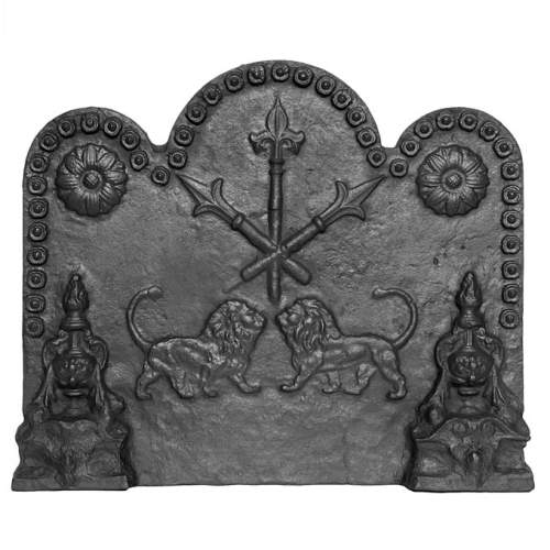 Fireplace backplate decorated with lions and fire pots