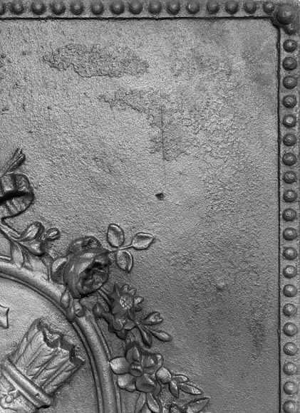 Louis XVI style fireplace plaque with quivers and torches Louis XVI style fireplace plaque with quivers and torches-5