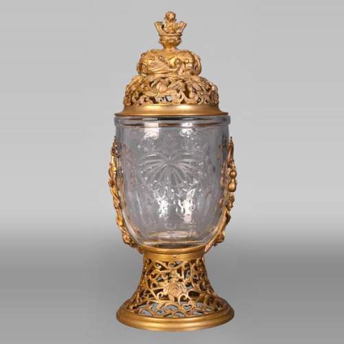 “Gourd” bowl, engraved crystal and gilt bronze