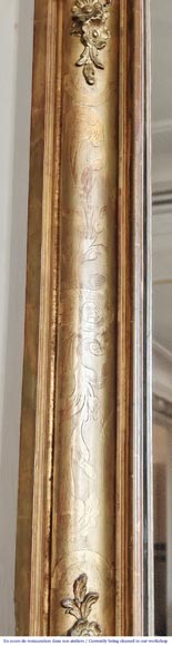 Gilded Louis Philippe period trumeau with floral decoration and engravings-3