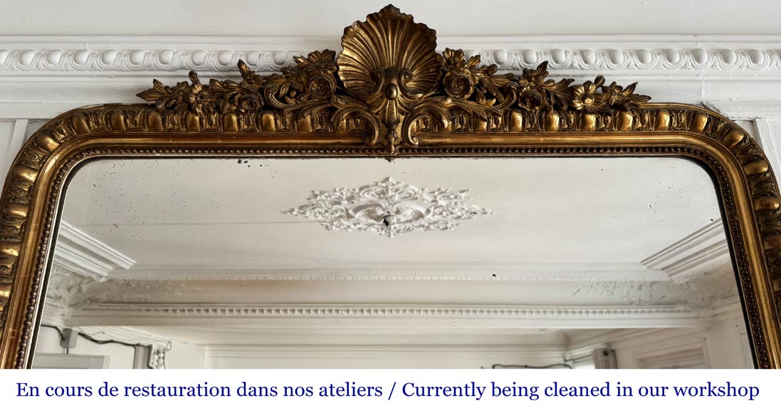 Gilded Louis XV style trumeau surmounted by a shell-1