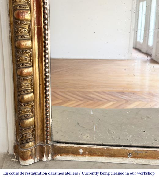 Gilded Louis XV style trumeau surmounted by a shell-3