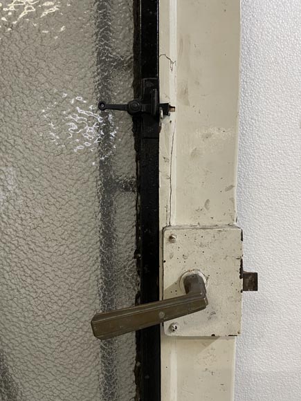 Art Deco interior door in wood and wrought metal, featuring geometric ornamentation and textured glass Art Deco interior door in wood and wrought metal, featuring geometric ornamentation and textured glass-7