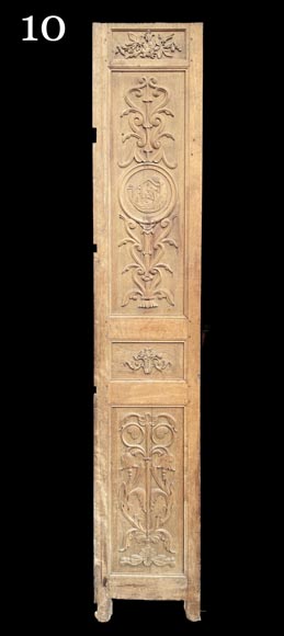 Important oak panelling carved with scenes from La Fontaine's Fables, 19th century Important oak panelling carved with scenes from La Fontaine's Fables, 19th century-24