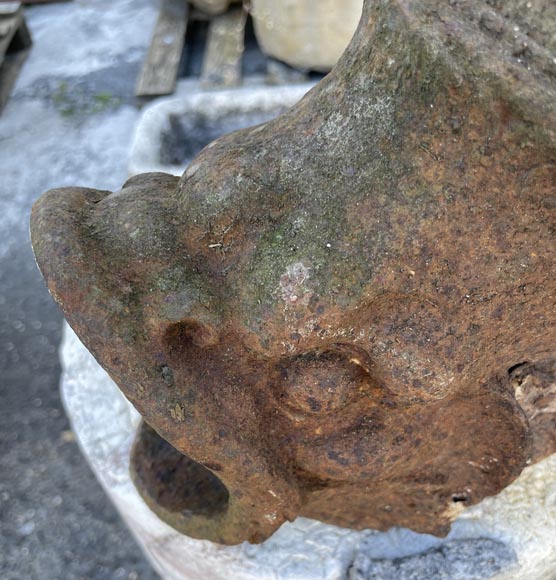 Cast iron dolphin-form rainwater downpipe Cast iron dolphin-form rainwater downpipe-7