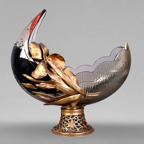 Attributed to L'Escalier de Cristal, François-Eugène Rousseau, and Ernest Léveillé: a Japonist polychrome glass vase encircled by a gilt-bronze iris.