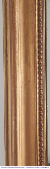 Gilt Louis-Philippe style trumeau mirror with a beaded border Gilt Louis-Philippe style trumeau mirror with a beaded border-3