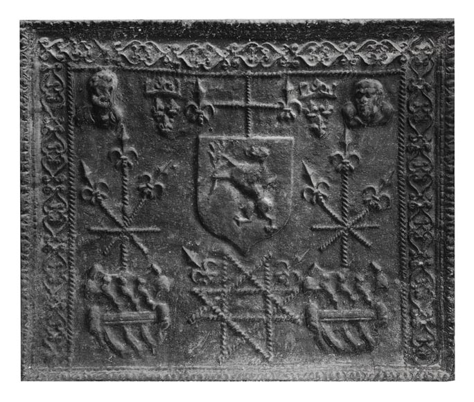 Cast-iron fireback decorated with a coat of arms and a portrait bust-0