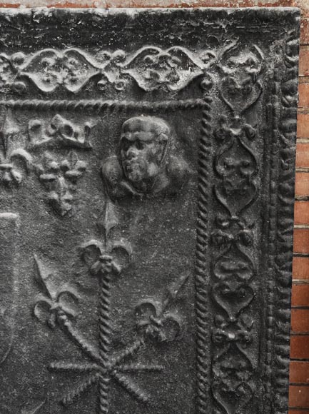 Cast-iron fireback decorated with a coat of arms and a portrait bust-4