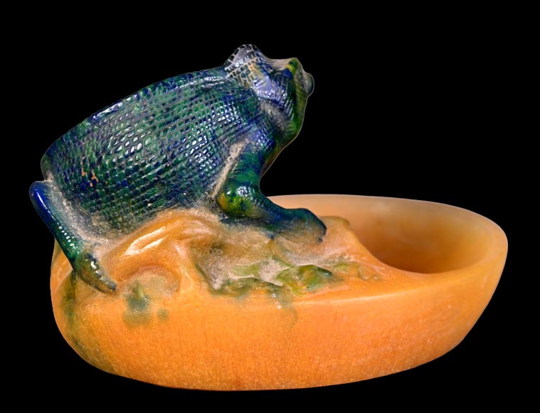 WALTER Amalric & BERGÉ Henri — Pâte de verre dish with chameleon WALTER Amalric & BERGÉ Henri — Pâte de verre dish with chameleon-6