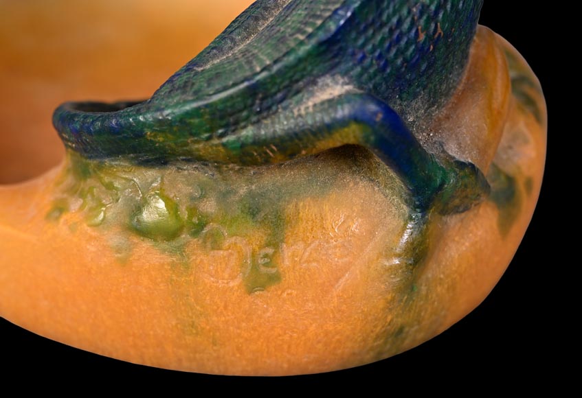 WALTER Amalric & BERGÉ Henri — Pâte de verre dish with chameleon WALTER Amalric & BERGÉ Henri — Pâte de verre dish with chameleon-12