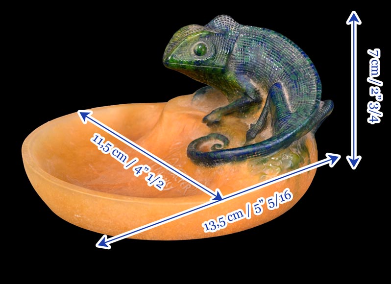 WALTER Amalric & BERGÉ Henri — Pâte de verre dish with chameleon WALTER Amalric & BERGÉ Henri — Pâte de verre dish with chameleon-14