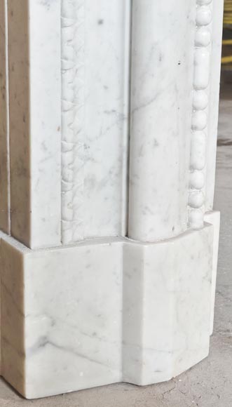Louis XIV-style fireplace in Carrara marble, featuring a beaded molding-7