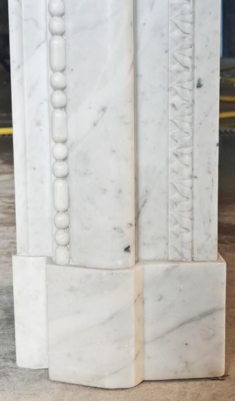 Louis XIV-style fireplace in Carrara marble, featuring a beaded molding-10