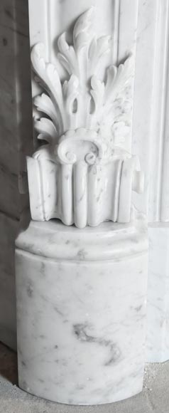 Highly sculpted Louis XV style fireplace in Carrara marble Highly sculpted Louis XV style fireplace in Carrara marble-8