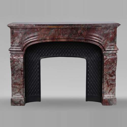 Regence style mantel in veined red marble