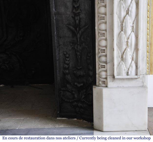 Antique Louis XVI period fireplace in Carrara marble decorated with grapevines and grapes-11