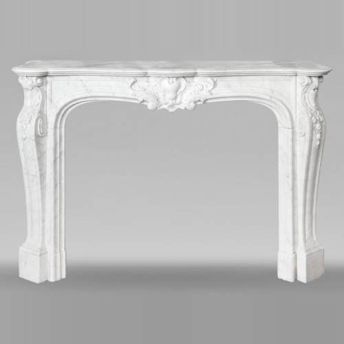 Important Regency style fireplace in Carrara marble