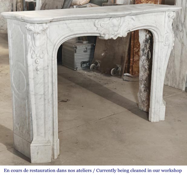 Important Regency style fireplace in Carrara marble-3
