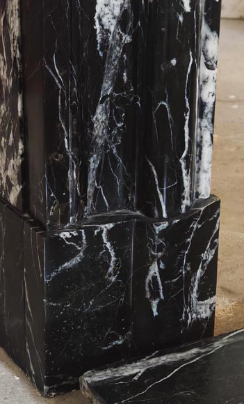 Louis XIV style boudin mantel in Black Marquina marble. Louis XIV style boudin mantel in Black Marquina marble.-4