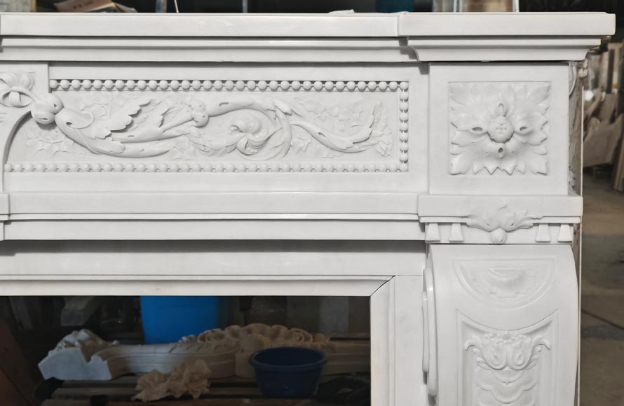 Highly carved Napoleon III style Carrara marble fireplace Highly carved Napoleon III style Carrara marble fireplace-10